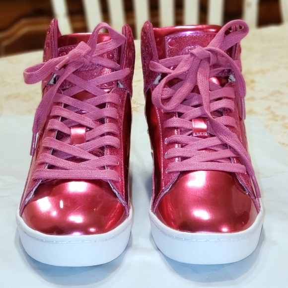 NWT Pastry pink metallic high top dance sneakers 6 - Picture 2 of 6